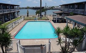 Surfside Inn Suites Rockport Tx 2*